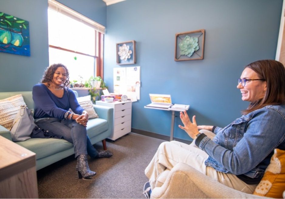 Client and therapist in conversation during an individual therapy session at Holistic Consultation in Columbus, Ohio